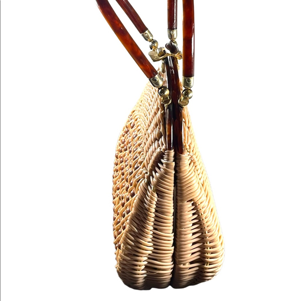 #37 VTG  Wicker Lucite handle fancy woven basket bead purse - Picture 3 of 16